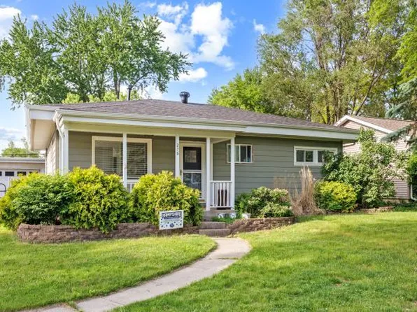 276 Panama Ave, Hampshire, IL 60140