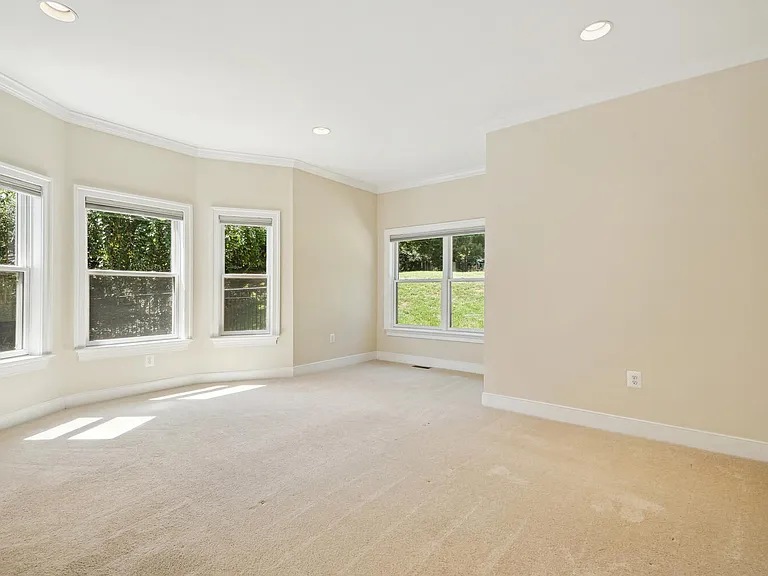 1530 Forest Villa Ln — Photo 60