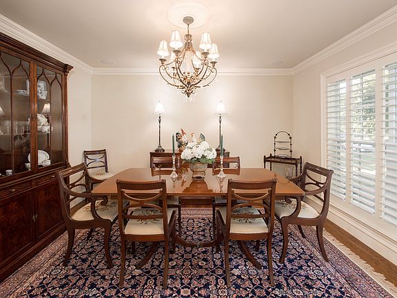 4th image of 11459 Parkchester Dr