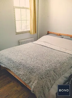 Rented by Bond New York | media 19