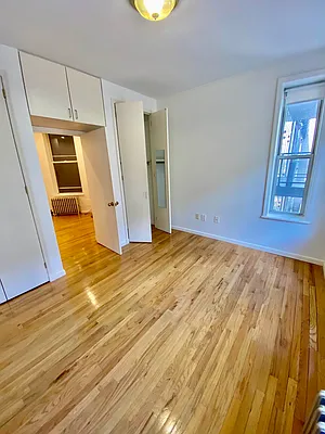 Rented by Douglas Elliman | media 19