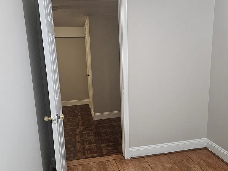 805 Eastern Ave — Photo 6