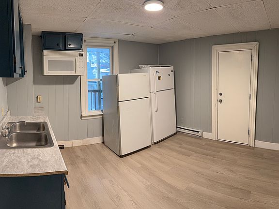 3rd image of 1922 State St Floor 2