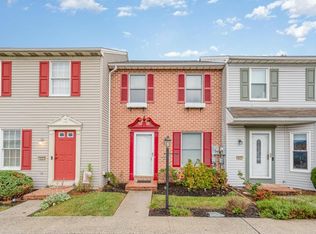 624 Park Ridge Dr, Mechanicsburg, PA 17055