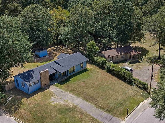 2nd image of 14 Linwood Dr