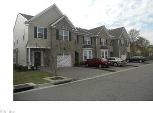 18 Rutland Dr, Hampton, VA 23666