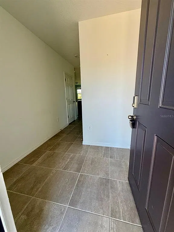 3 bed, 2.5 bath, 1485 sqft, $2,300 — Photo 2