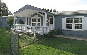 3rd image of 2214 W Oxford Cir