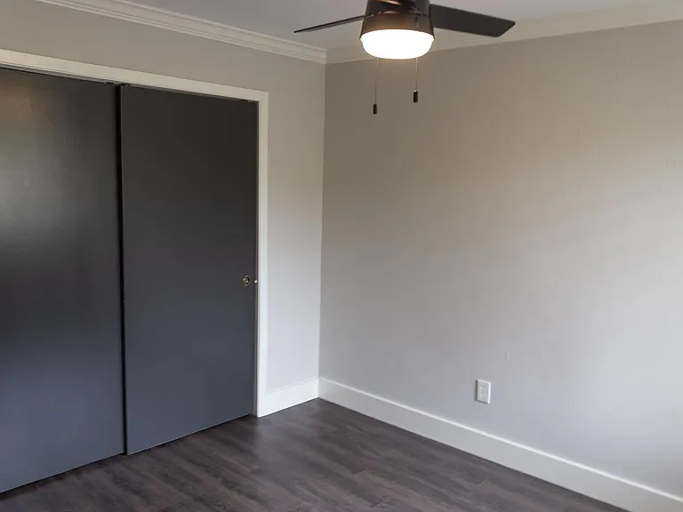 1204 Osborne Dr — Photo 12