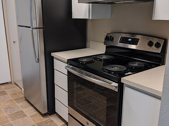 2nd image of 10848 NE 68th St APT 107