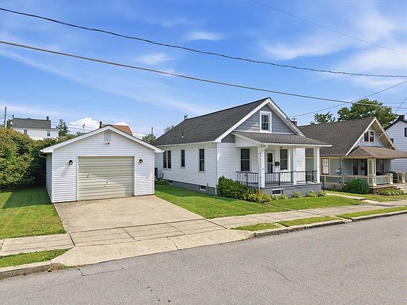 3rd image of 1395 Jefferson St