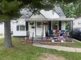 24932 Wilmot Ave, Eastpointe, MI 48021