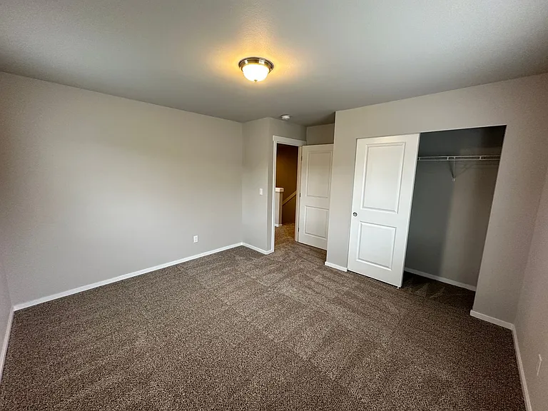 5032 Evie St SE — Photo 11