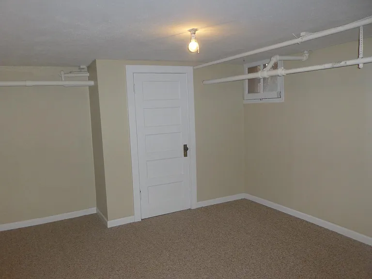 1371 Dahlia St — Photo 11