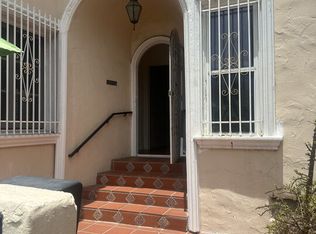 8381 W 4th St, Los Angeles, CA 90048