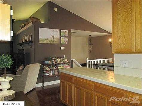 2nd image of 275 Arbona Cir S