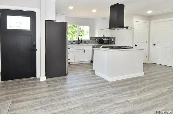 1000 Hooker St — Photo 4