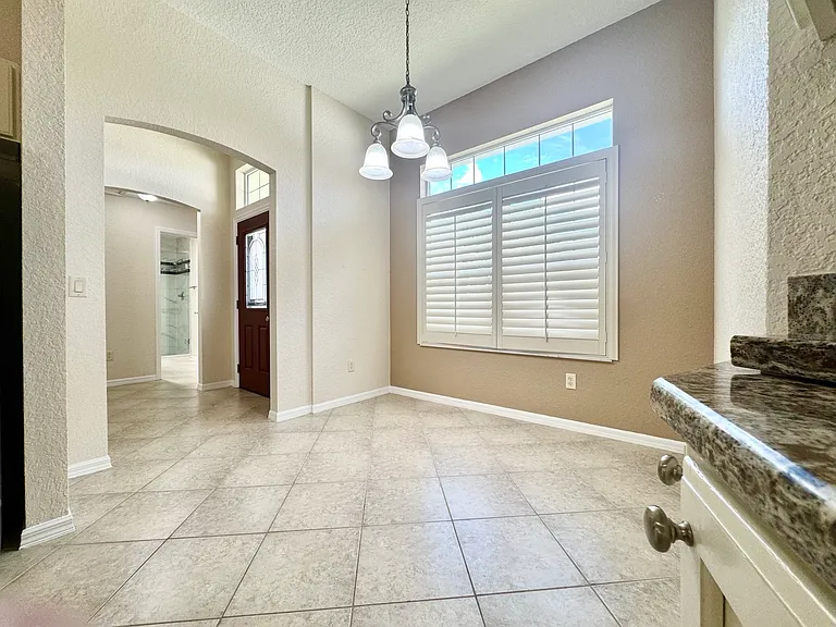 487 Thistledown Way — Photo 7