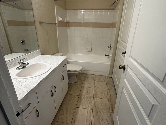 3rd image of 17112 Carrington Park Dr APT 912