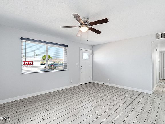 3rd image of 1555 W 6TH Drive