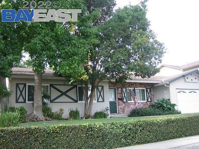 1st image of 8804 Edenberry St