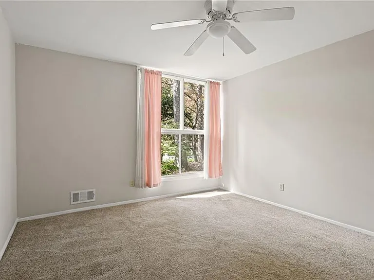 705 Edgewater Trl NW — Photo 27