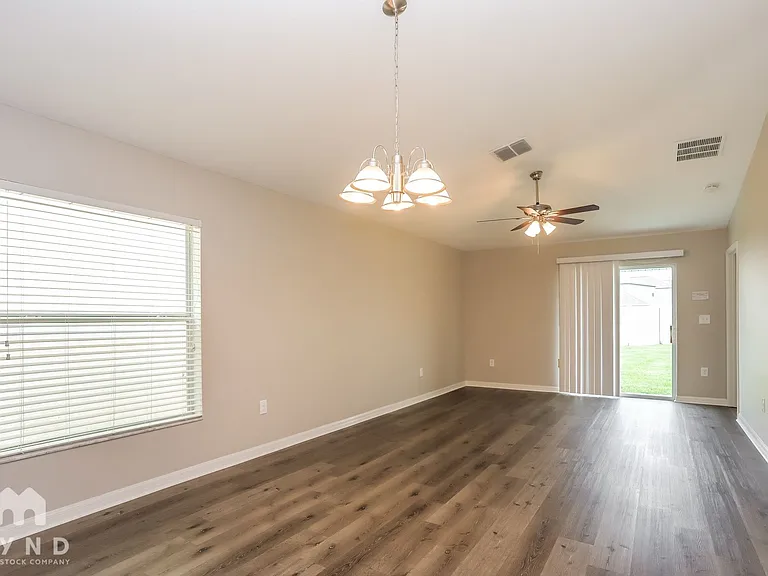 6408 Trent Creek Dr — Photo 5