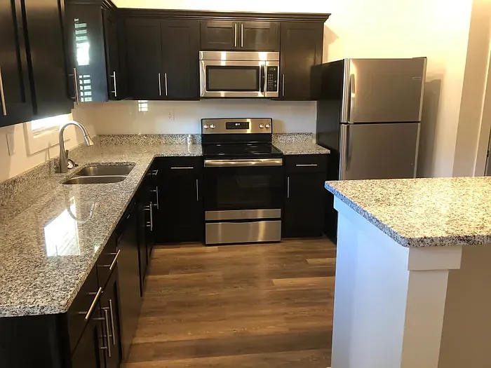 114 Market St — Photo 2