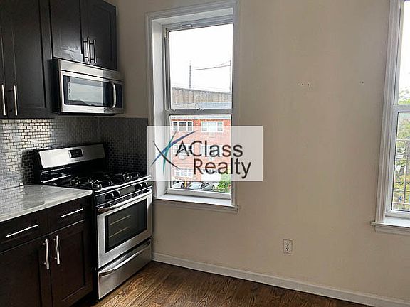2nd image of 22-55 33rd St #3L