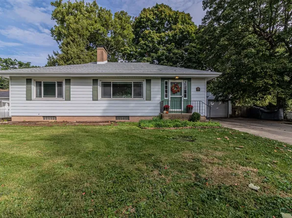 1406 W Healey St, Champaign, IL 61821