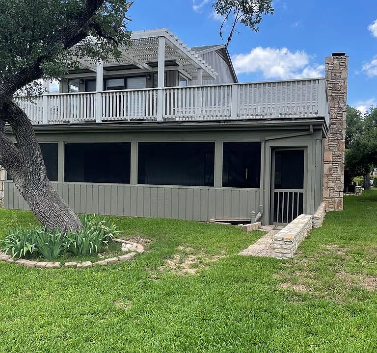 1st image of 380 Englewood Dr