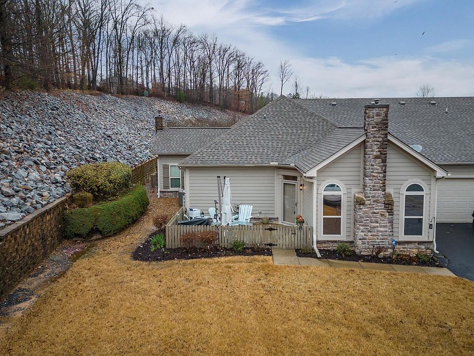 1st image of 53 Mountain Terrace Cir