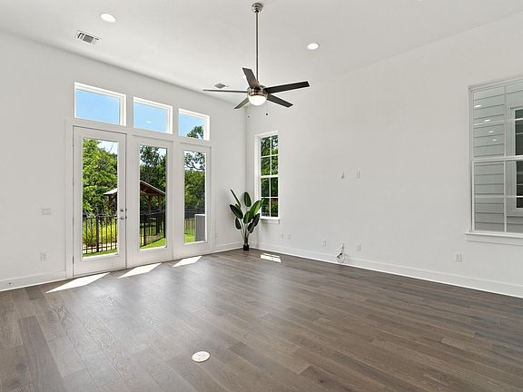 5th image of 4503 Grassland Dr