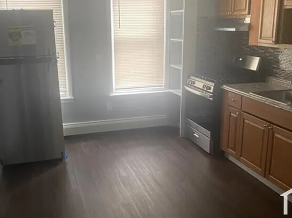 1322 Stratford Ave #1, Bridgeport, CT 06607