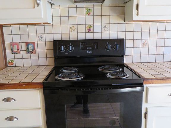 2nd image of 2200 Cimarron Dr