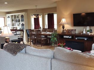 2023 N 23rd St, Bismarck, ND 58501