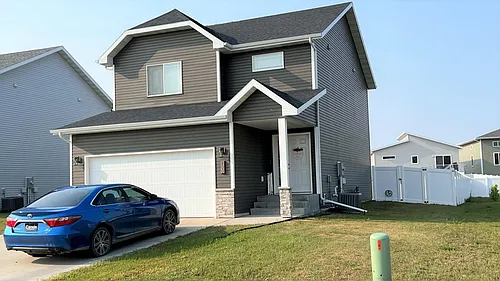 800 Cathy Dr W Photo 1