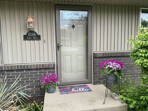 3rd image of 4586 Comet Dr