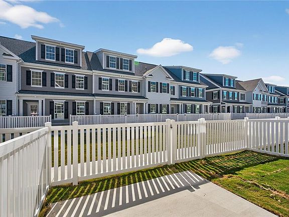 4th image of 4936 Apricot Way