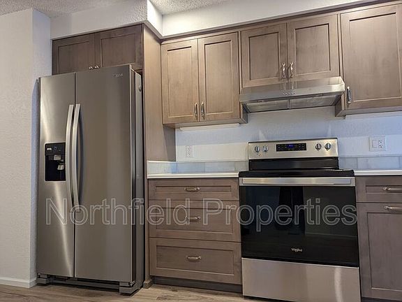 3rd image of 2210 Grand Ave Unit 4