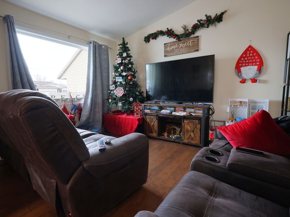 2661 S Melville Dr W, Magna, UT 84044