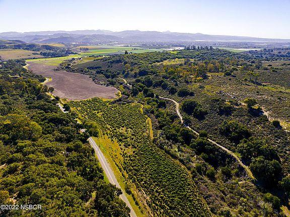 4th image of 2755 Purisima Rd