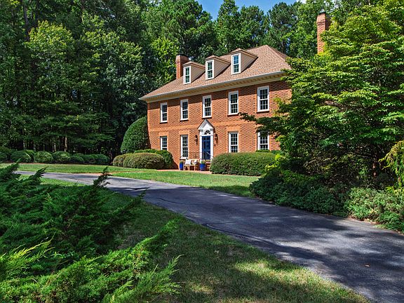 2nd image of 1300 King Cross Ct