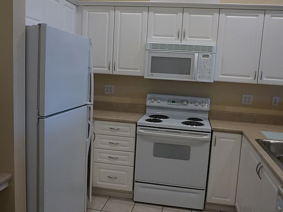 5th image of 12224 NE 8th Street # Third Floor