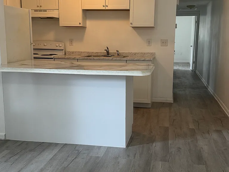218 S Rossiter St #218 — Photo 3