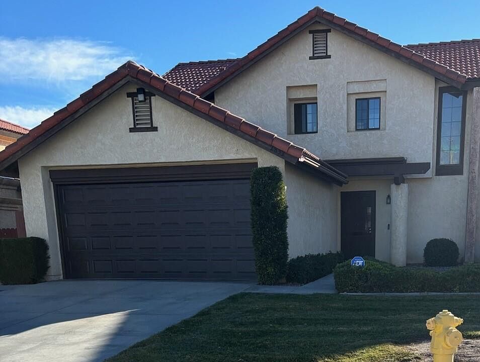 1st image of 2832 Dartmouth Dr
