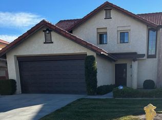 2832 Dartmouth Dr, Lancaster, CA 93536