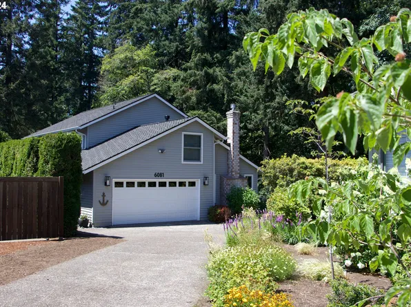6081 Clairmont Ct, Lake Oswego, OR 97035
