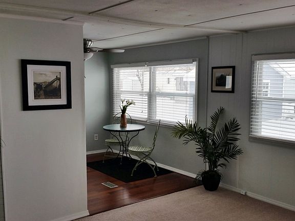 3rd image of 83 Church St