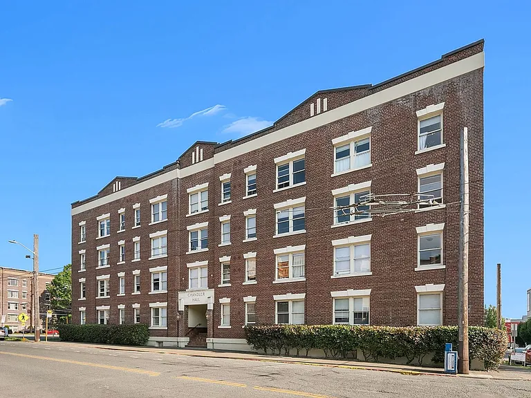 Chandler Hall — Photo 2